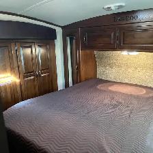 2014 Keystone Laredo 5th Wheel - Photo 9