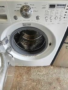 LG WASHER  LIKE NEW SALE