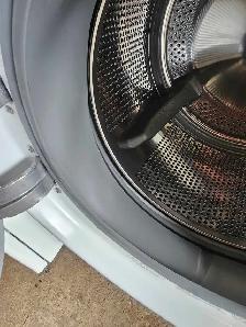 LG WASHER  LIKE NEW SALE - Photo 2