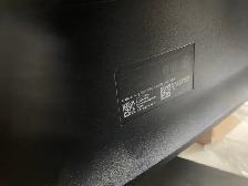72 inch Samsung - Photo 3