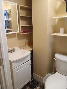 Renting 1 bedroom basement - Photo 4