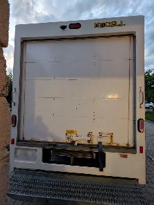2019 Chevrolet Express G3500 Box Truck – $23,000 - Photo 4