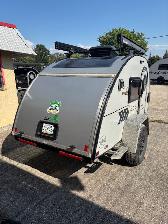 2002 NUCAMP TAG BOONDOCK LOADED WITH EXTRAS - Photo 3