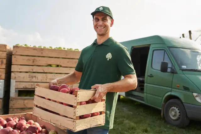 FRUIT AND VEGETABLE DELIVERY DRIVER  $25-30 f/t 4am start