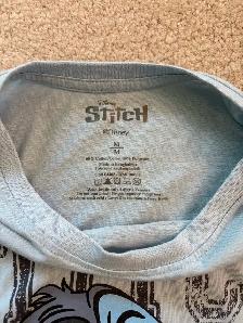 Disney Stitch graphic tee size M - Photo 3