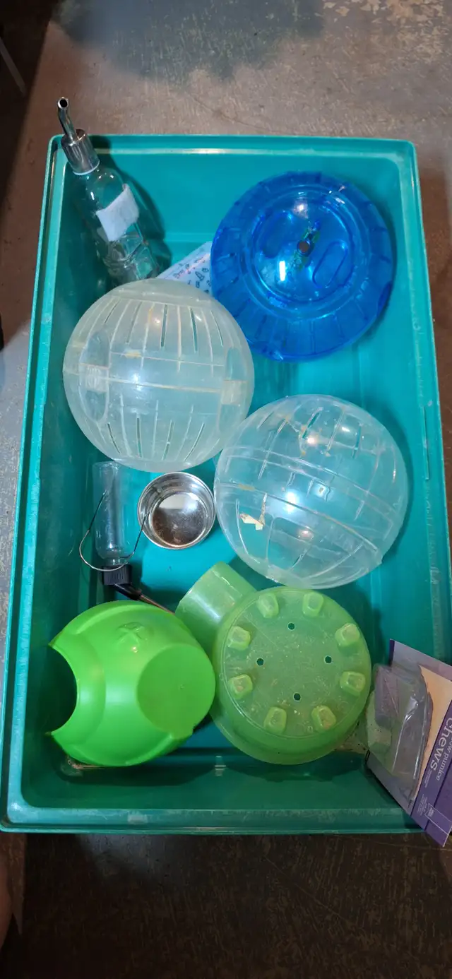 Large Lot with Hamster/ Guinea Pig Cage and Multiple Accessories