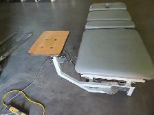 Med Ortho Hi-Lo Physiotherapy Treatment Table - Photo 7
