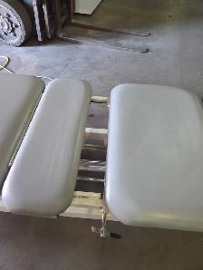Med Ortho Hi-Lo Physiotherapy Treatment Table - Photo 8
