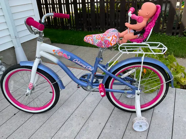Getaway Girl 18" Bicycle with training wheels, rear doll seat