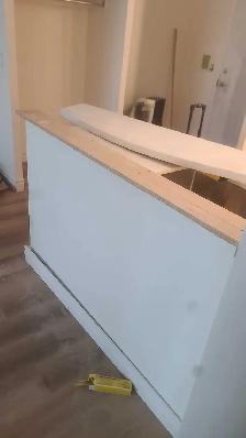 looking for construction helper (painter)