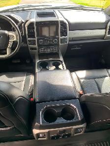 2020 Ford F-350 Crew Cab Lariat 8’ Box - Photo 5
