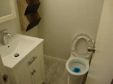 Beautifully Renovated Townhouse Near U of G and all Amenities - Photo 3