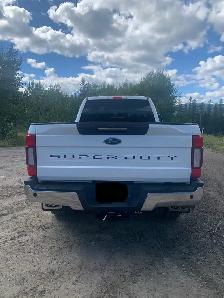 2020 Ford F-350 Crew Cab Lariat 8’ Box - Photo 3