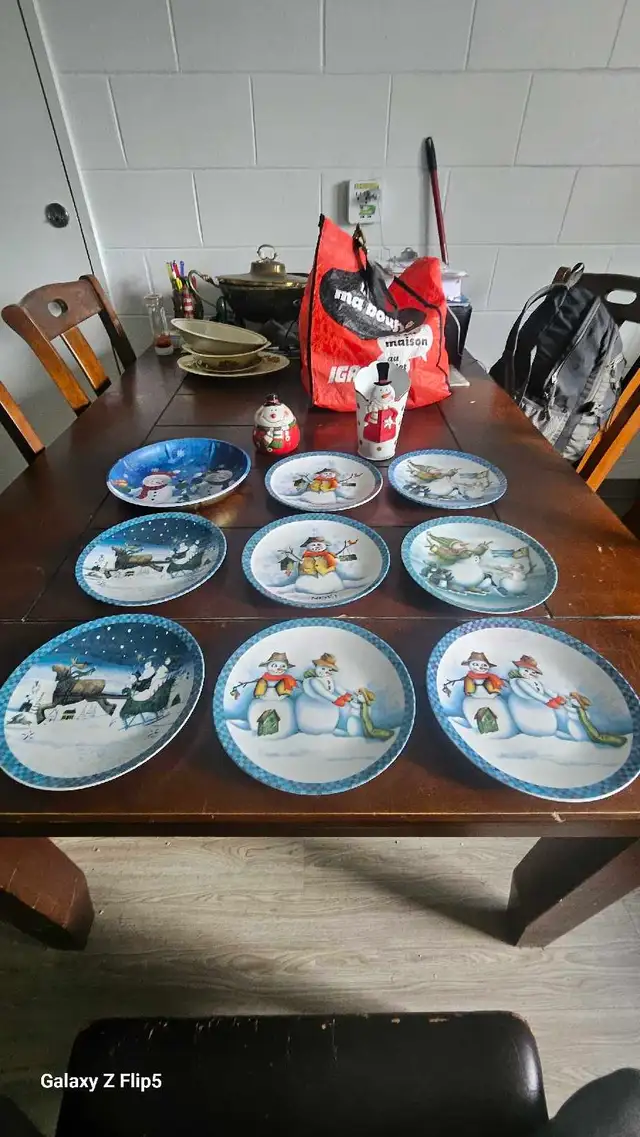 Lot assiettes collection bonhomme de neige Noël