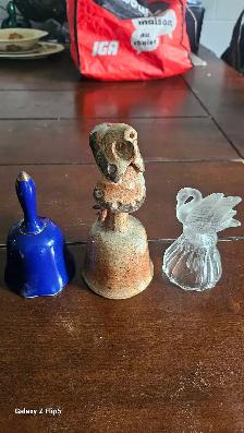 Lot cloches, bibelots vintage - Photo 3