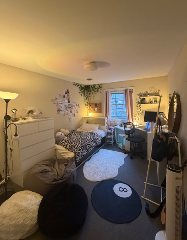 SUMMER $695 SUBLET — FEMALE ONLY ON CAMPUS WESTERN