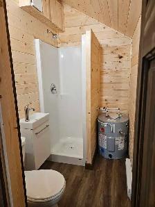Cabin (custom build) - Photo 9