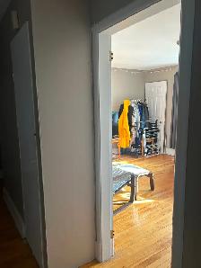 Looking for Female Roommate for a Four Bedroom / 1 Bathroom Apt - Photo 12