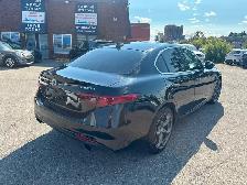 2017 Alfa Romeo Giulia (low km) - Photo 6