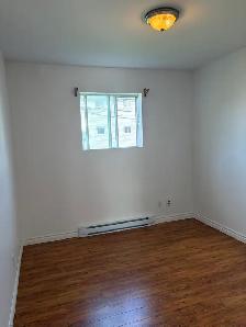 Superbe beau grand 4 1/2, Ste-Émile Libre - Photo 11
