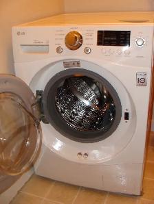 Quiet condo, easy access to MacEwan, NAIT and U of A - Photo 9