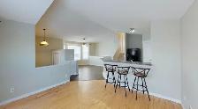 #3402 - Beautiful 2 Bedroom Upper Level $1800 HWP incl, Sept 1st - Photo 4