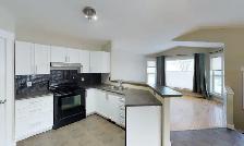#3402 - Beautiful 2 Bedroom Upper Level $1800 HWP incl, Sept 1st - Photo 6