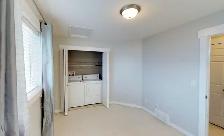 #3402 - Beautiful 2 Bedroom Upper Level $1800 HWP incl, Sept 1st - Photo 16