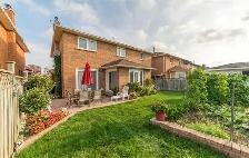 Brampton - Room For Rent (Female Only)