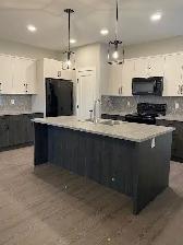Beautiful Duplex with Double Attached Garage in Blackfalds - Photo 3