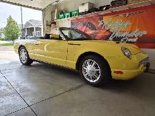 2002 Ford Thunderbird low kilometers