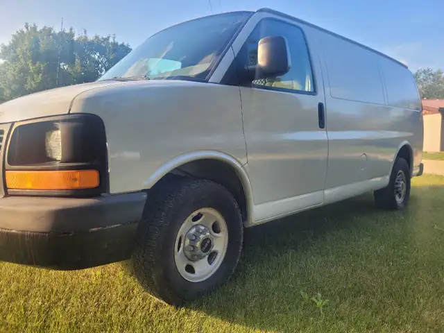 2007 GMC Savana 2500