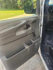 2007 GMC Savana 2500 - Photo 6