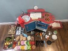 Melissa & Doug Toy Kitchen Total Package