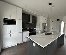 2 Bdrms/ 2 bthrms/ Garage/ Townhouse Shiraz Gardens 50 - Photo 4