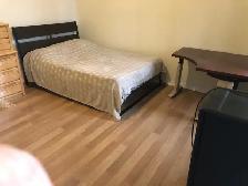 Room  with Private shower and a shared kitchen. walking distance - Photo 3