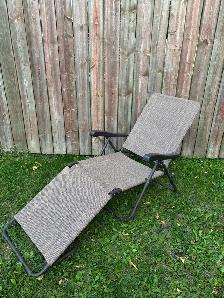 Reclining Lawn Chair