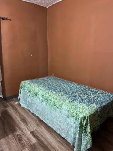 Furnished $500 Monthly (Idywlyld Dr N) Utilities included - Photo 9