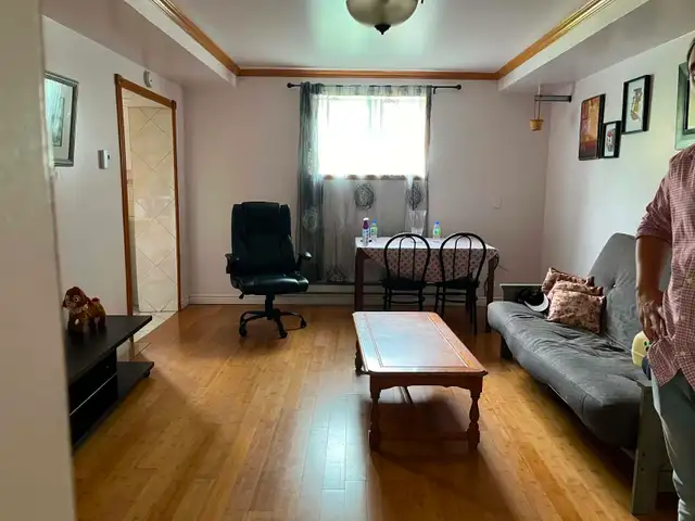 SAINT LAURENT 3 1/2 - À LOUER / FOR RENT