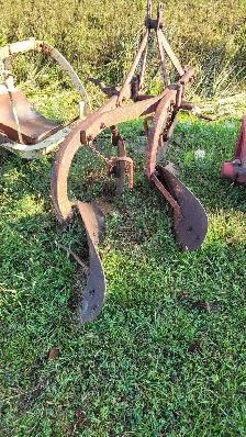 tractor and equipment - Photo 4