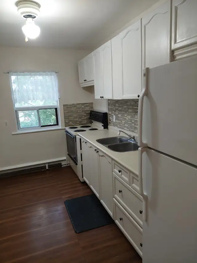 2 Bedroom Apartment for Rent near Escarpment