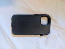 iPhone 15 for Sale with Case - Photo 4