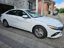 Hyundai Elantra - Photo 4
