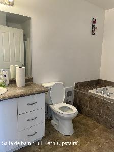 Chambres spacieuses meublée – Cour, parking inclus, près du bus - Photo 15