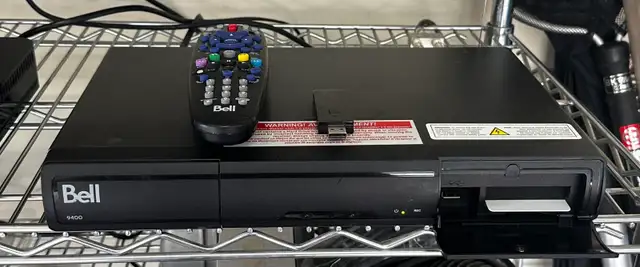 Bell 9400 PVR Satellite TV receiver with Wifi USB adapter