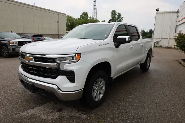 2025 Chevrolet Silverado 1500 Crew Cab Short Box 4-Wheel Drive L