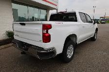 2025 Chevrolet Silverado 1500 Crew Cab Short Box 4-Wheel Drive L - Photo 4