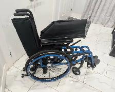 Motion Composites Helio C2 Carbon Fiber Wheelchair - 18' x 20'