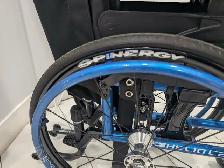 Motion Composites Helio C2 Carbon Fiber Wheelchair - 18' x 20' - Photo 8