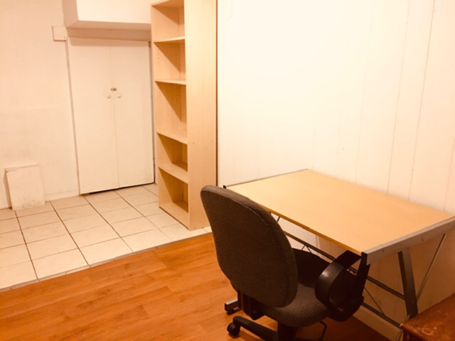 Room for rent in Crescent Heights NW